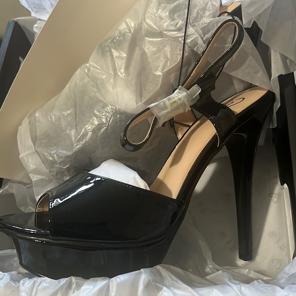 Platform black heels